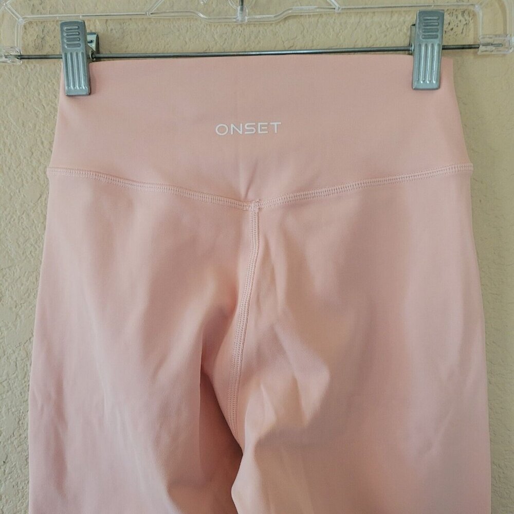 High-Waist Light Pink Leggings - Picture 7 of 8